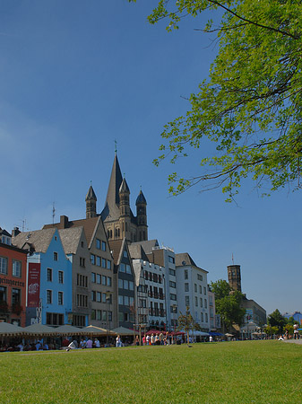 Groß St Martin hinter Fischmarkt Foto 