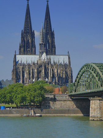 Foto Hohenzollernbrücke beim Kölner Dom