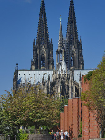 Fotos Touristen auf dem Weg zum Kölner Dom