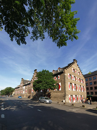 Fotos Kölnisches Stadtmuseum mit Straße | Köln