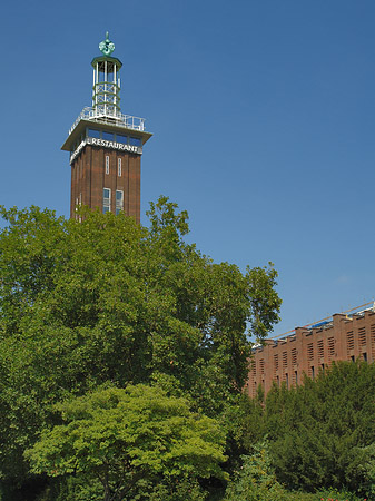 Messeturm an der Kölner Messe Foto 