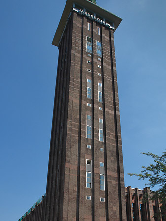 Messeturm Fotos