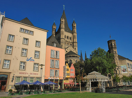 Groß St Martin hinter Fischmarkt Foto 