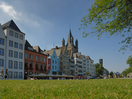 Foto Groß St Martin hinter Fischmarkt