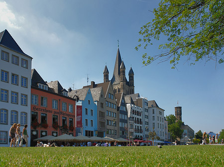 Groß St Martin hinter Fischmarkt