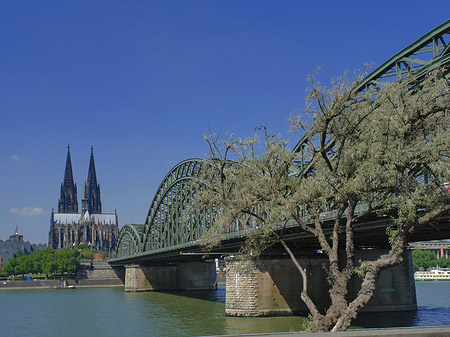 Foto Hohenzollernbrücke am Kölner Dom - Köln