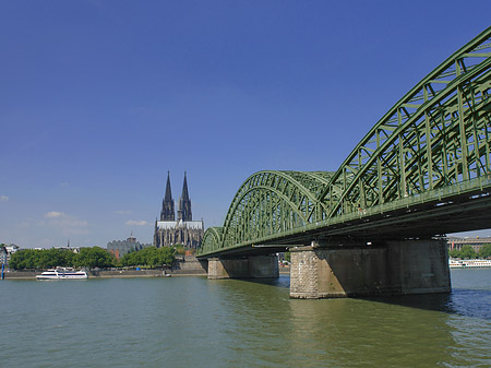 Fotos Hohenzollernbrücke am Kölner Dom