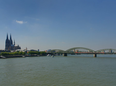 Fotos Hohenzollernbrücke am Kölner Dom