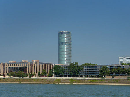 Foto Triangelturm auf dem Kennedyufer - Köln