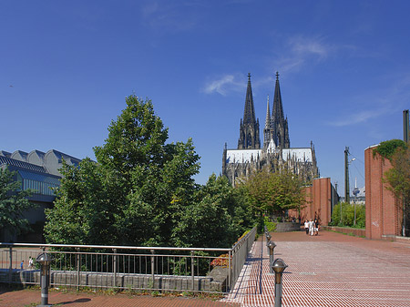 Weg zum Kölner Dom Foto 