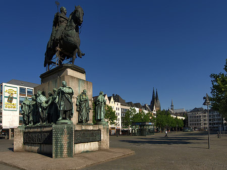 Foto Reiterstandbild - Köln