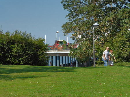 Foto Terrasse am Rheinpark - Köln