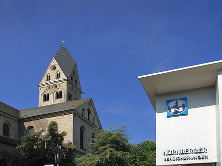 Westturm der St Aposteln Foto 