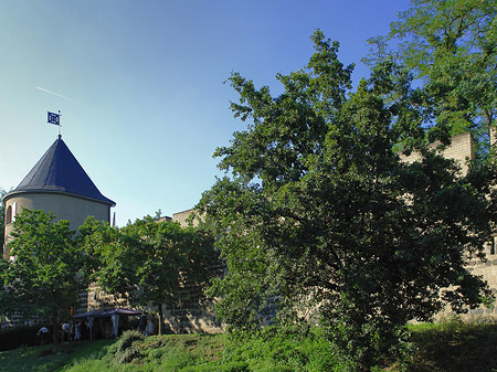 Stadtmauer und Sachsenturm am Sachsenring